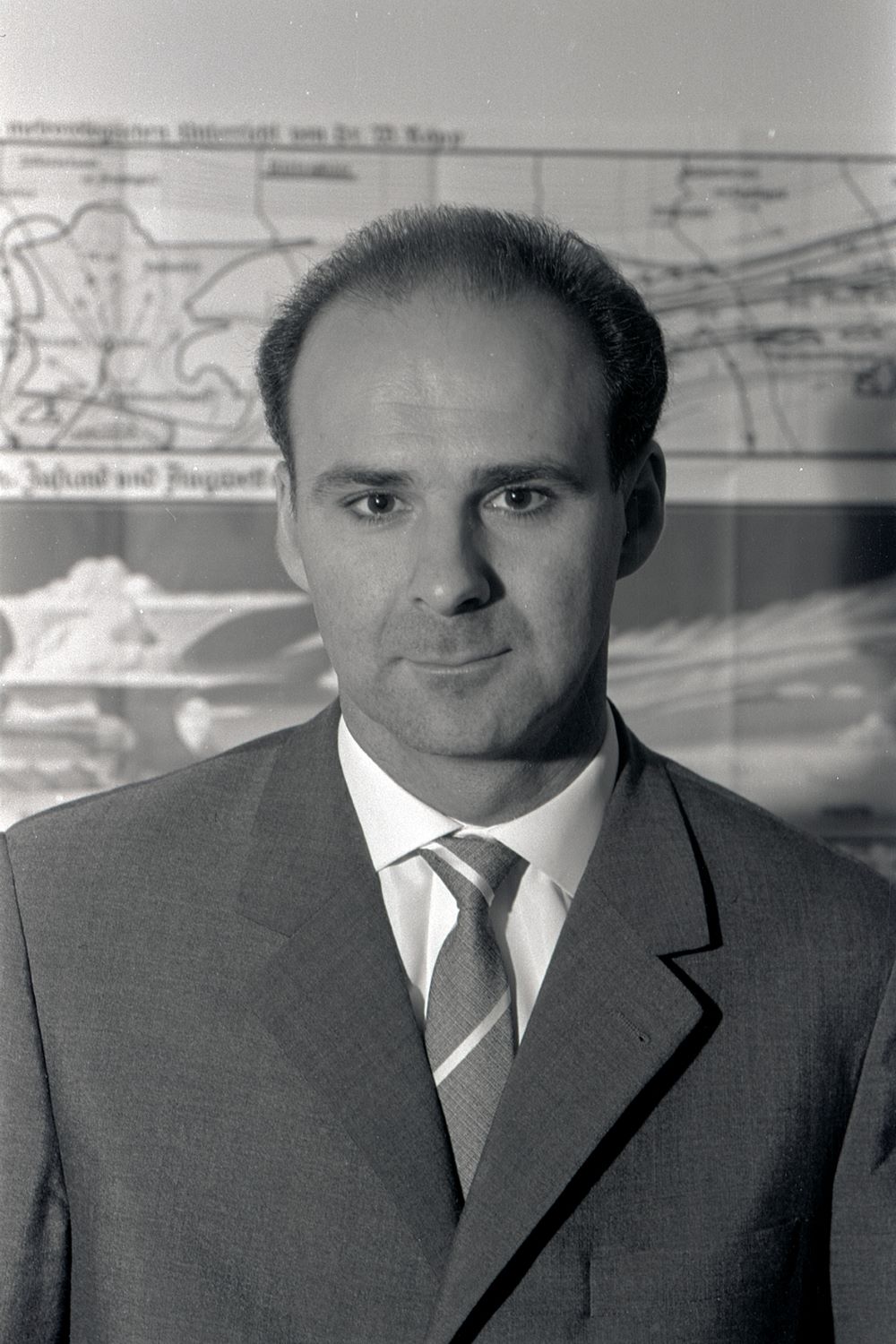 Porträtfoto Prof. Dr. Heinz Fortak