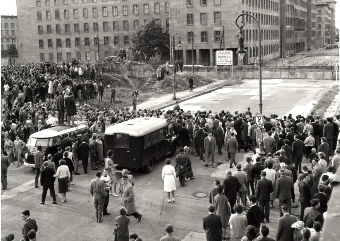  Demonstration an Grenze nach Ost-Berlin, 1962