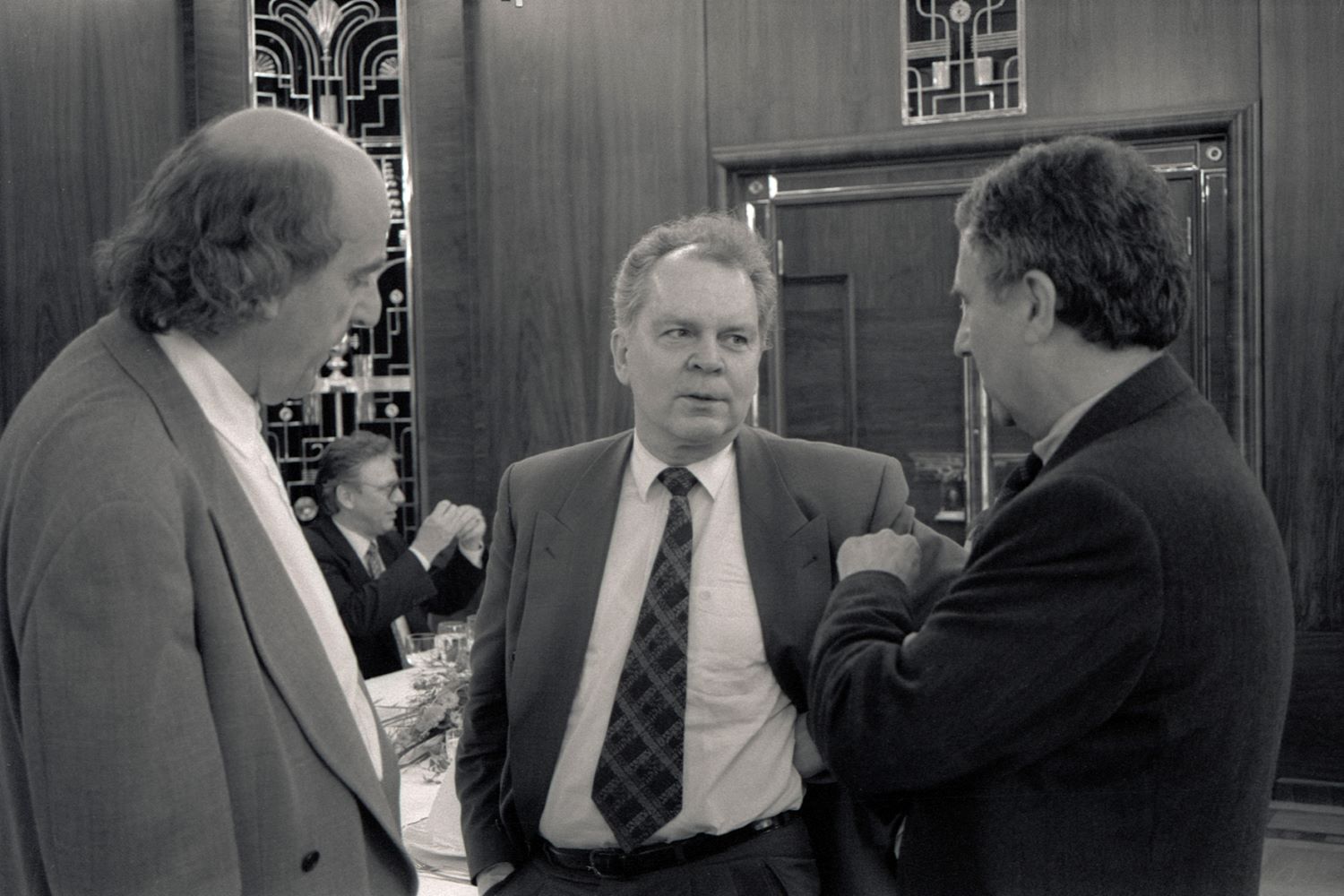 Uwe Wesel, Detlef Borrmann und Rolf Kreibich im Gespräch