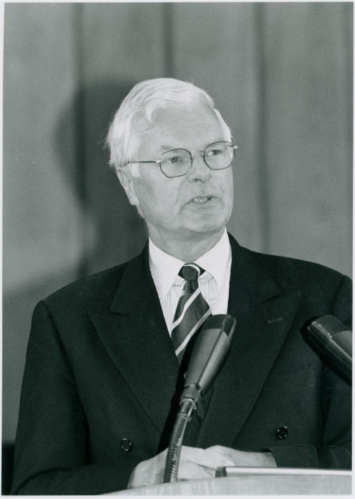 Porträtfoto von Prof. Dr. Peter Gaehtgens, 1980er/90er